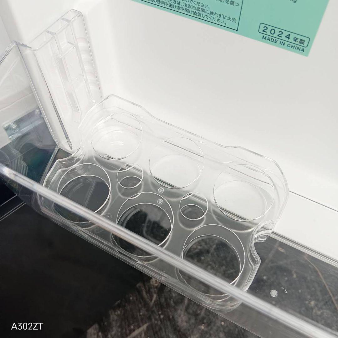 8961←送料設置無料 ハイアール　最新24年製　冷蔵庫　140L