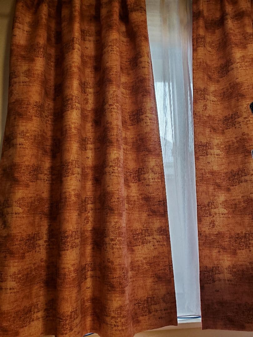 遮光カーテンおしゃれなもやもや柄〈グランジコーラル〉