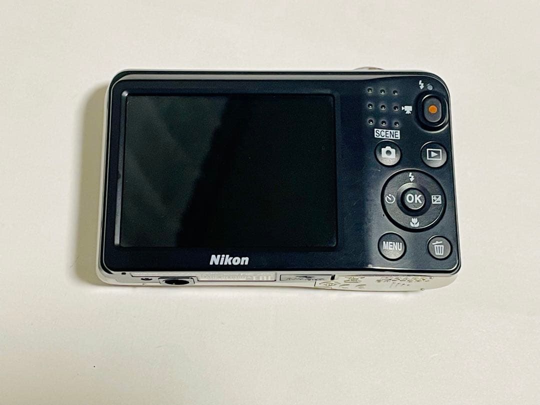 Nikon COOLPIX A10 コンパクトデジタルカメラ　動作未確認