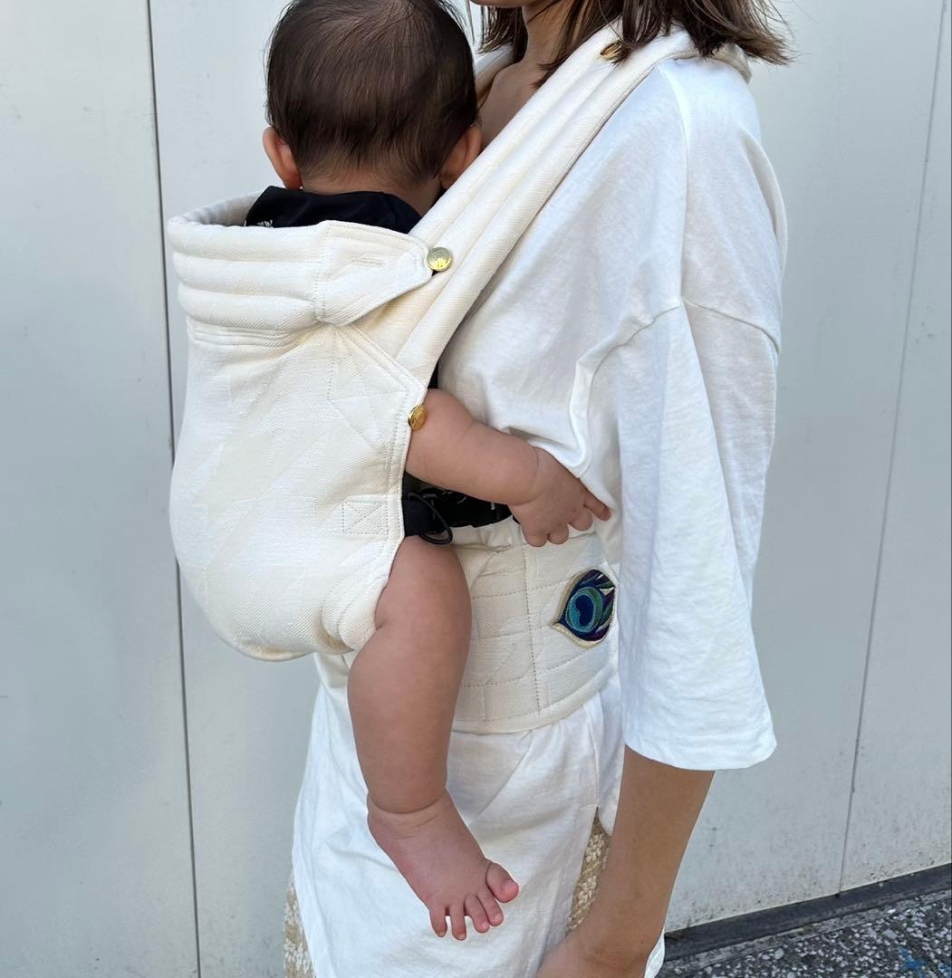 chocoさま専用　artipoppe アーティポッペ 抱っこ紐