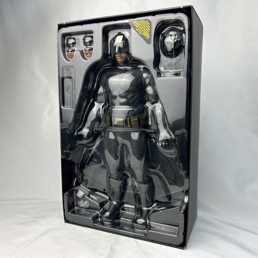 バットマン　／　ホットトイズ　バットマンvsスーパーマン　ボーナスアクセサリー付