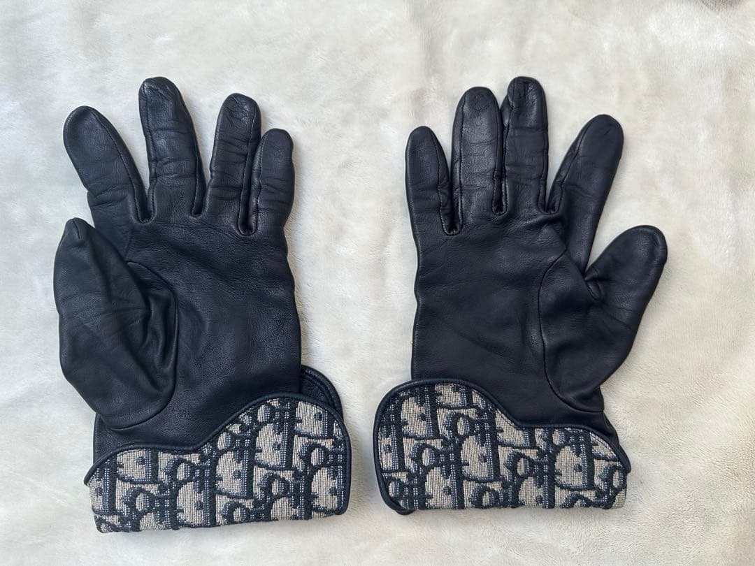 【ゆかりさん専用】DIOR ロゴ付きレザー手袋