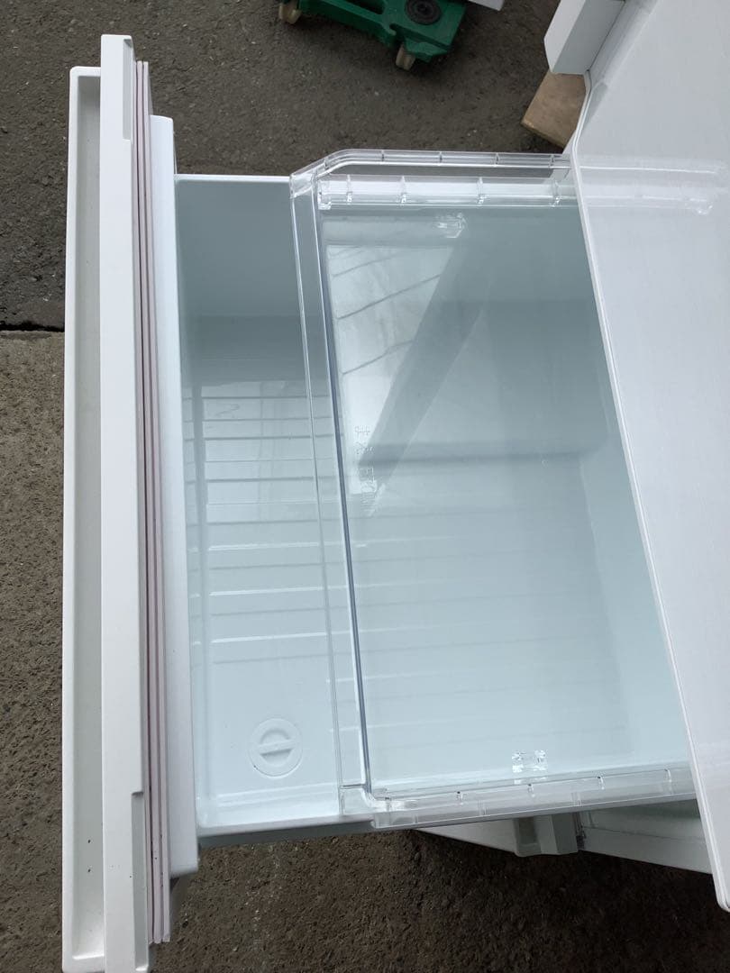 ま 2021年製 東芝 3ドア冷蔵庫 GR-S33SC(WT) 326L