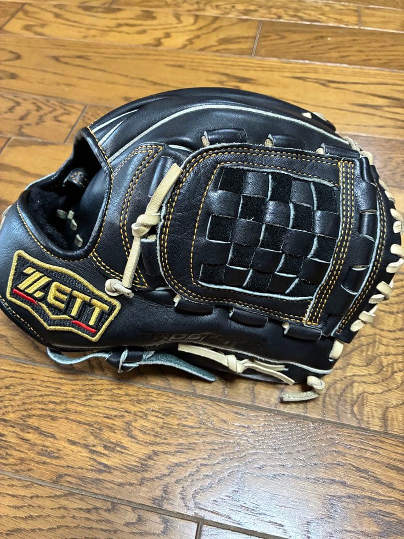 ZETT プロステイタス軟式グローブ 源田仕様　右投げ内野手