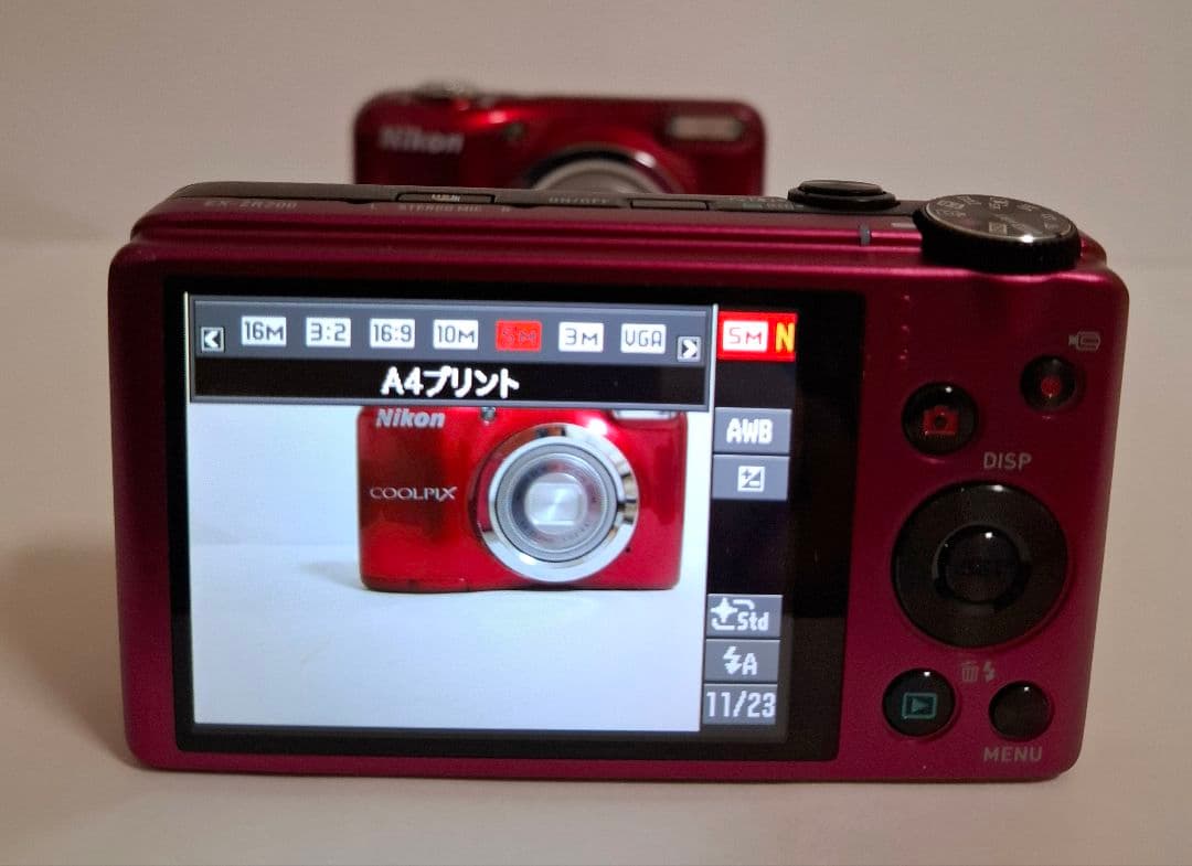 ジャンク品カシオ CASIO EXILIM EX-ZR200 コンテジ