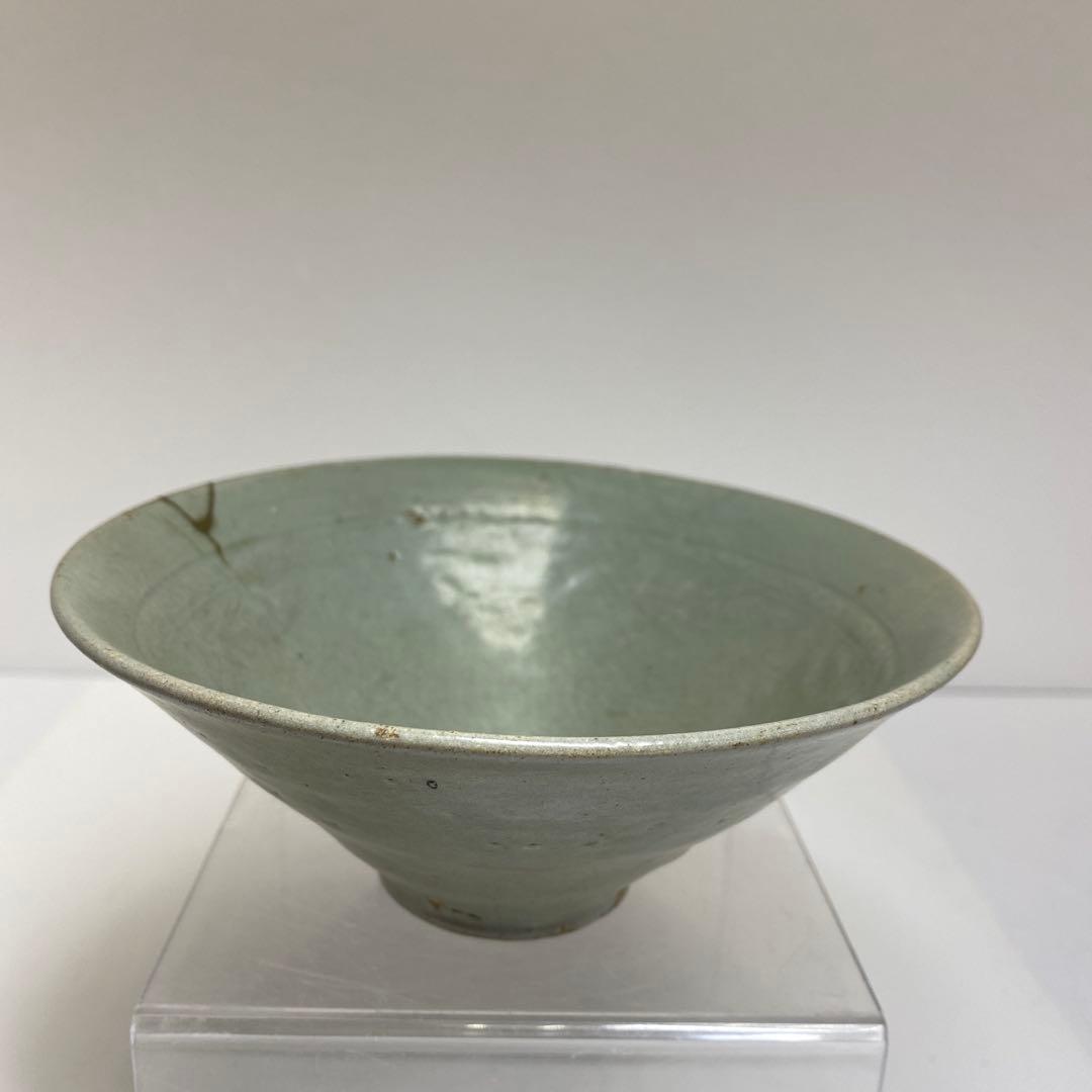 16世紀　高麗青磁茶碗　タサオ　口径15.5㎝　東里8-0130②