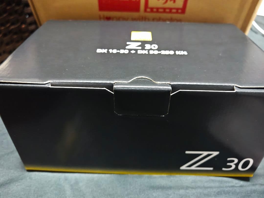 【新品未使用】Nikon Z30 ダブルズームキット