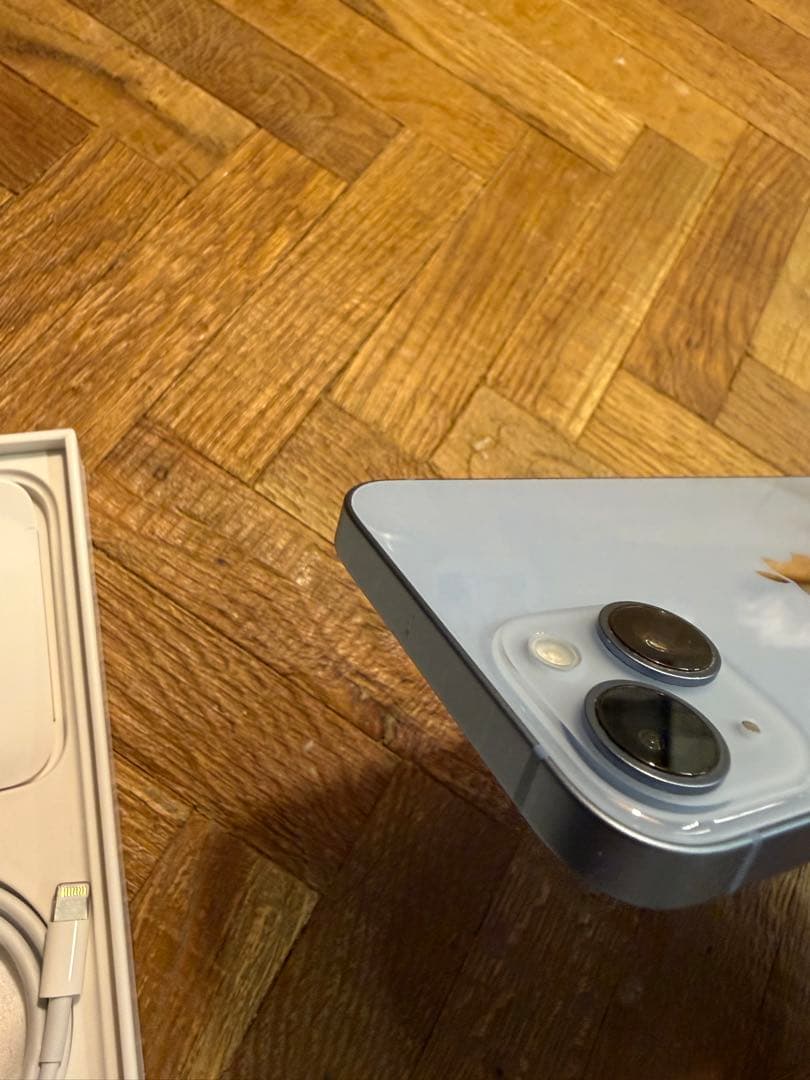 美品　iPhone14 128GB ブルー　SIMフリー　バッテリー残量84%