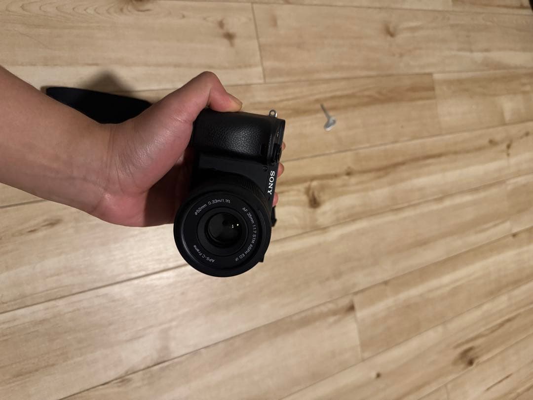 価格を値下げしました。 SONY α6400 ミラーレスカメラ レンズ3本付き