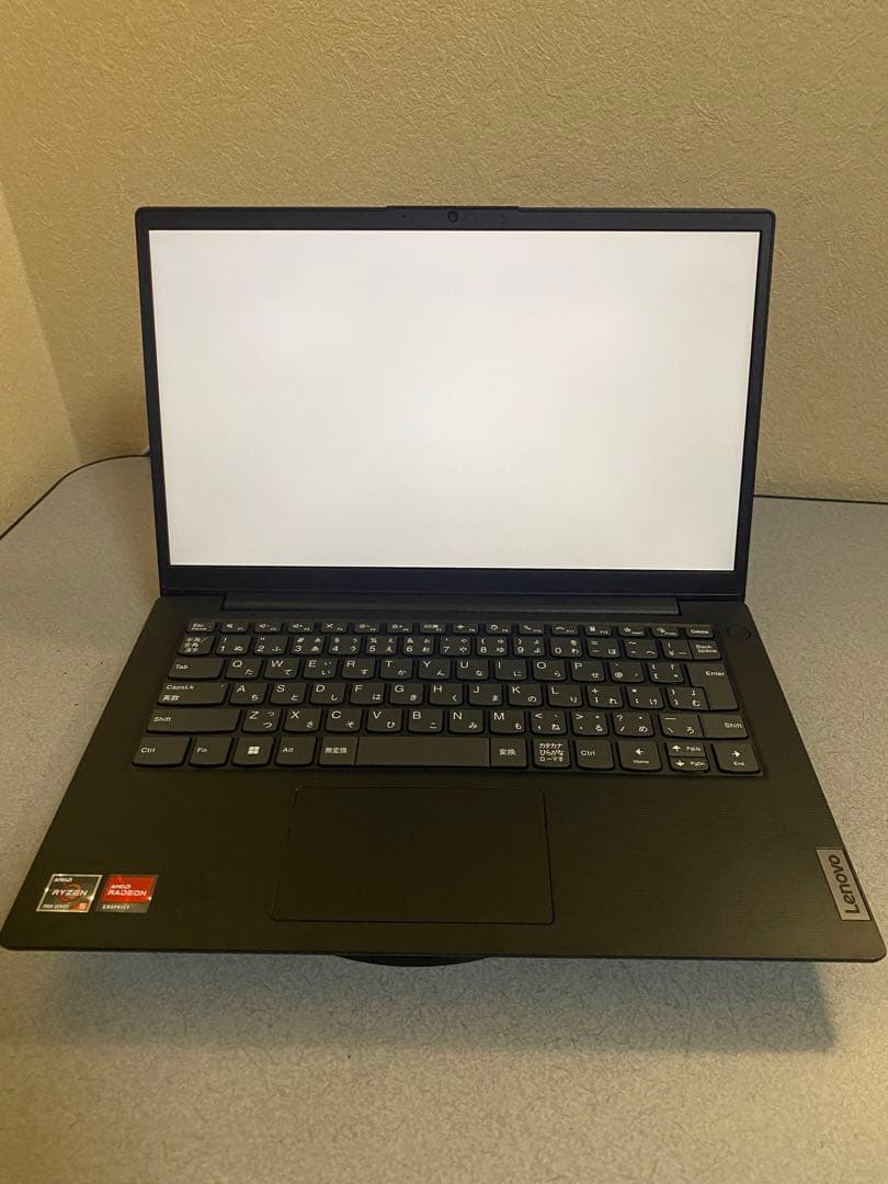 Lenovo V14 G4　Ryzen 5 7430U/16 GB/256GB