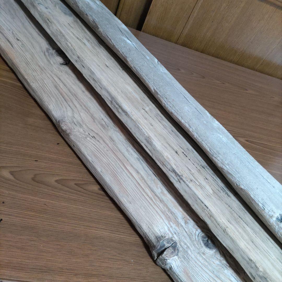 ゴン商品　　天然自然流木　置き物レトロ感のビッグ板　インテリア　飾り棚