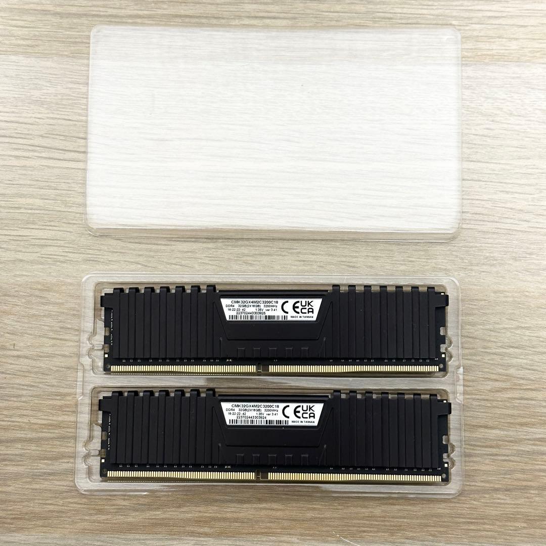CORSAIR DDR4 メモリ 32GB(16GB×2)