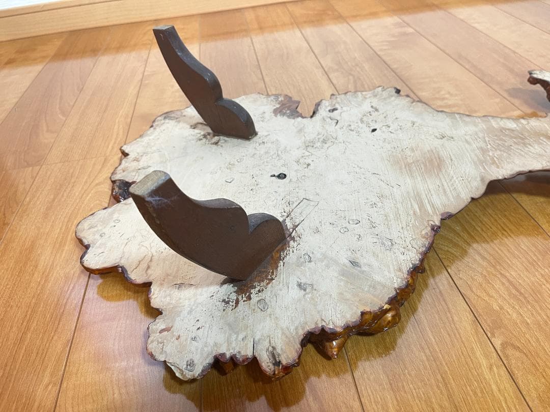 【天然一枚板】飾り台 盆栽台 花瓶台 座卓 足付き 大型 希少【光沢仕上げ】