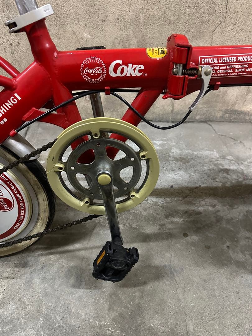 コカ・コーラ 折りたたみ自転車　6段ギア　ホイールカバー付き 16インチ