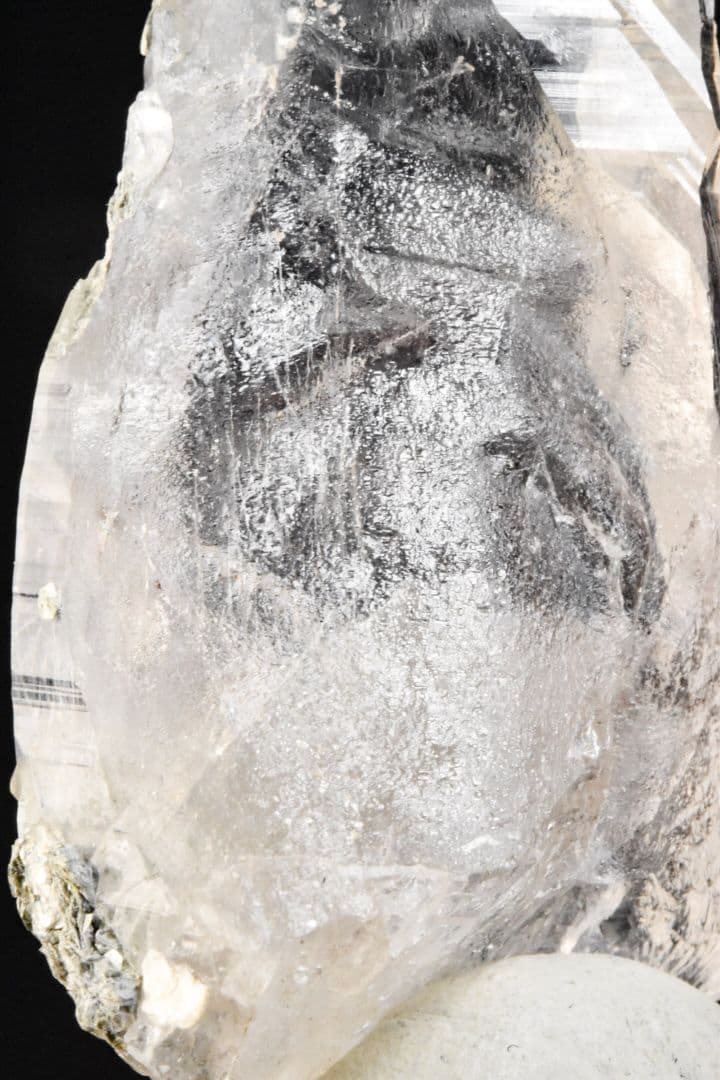 パキスタン スカルドゥ産 トレモライトインクォーツ