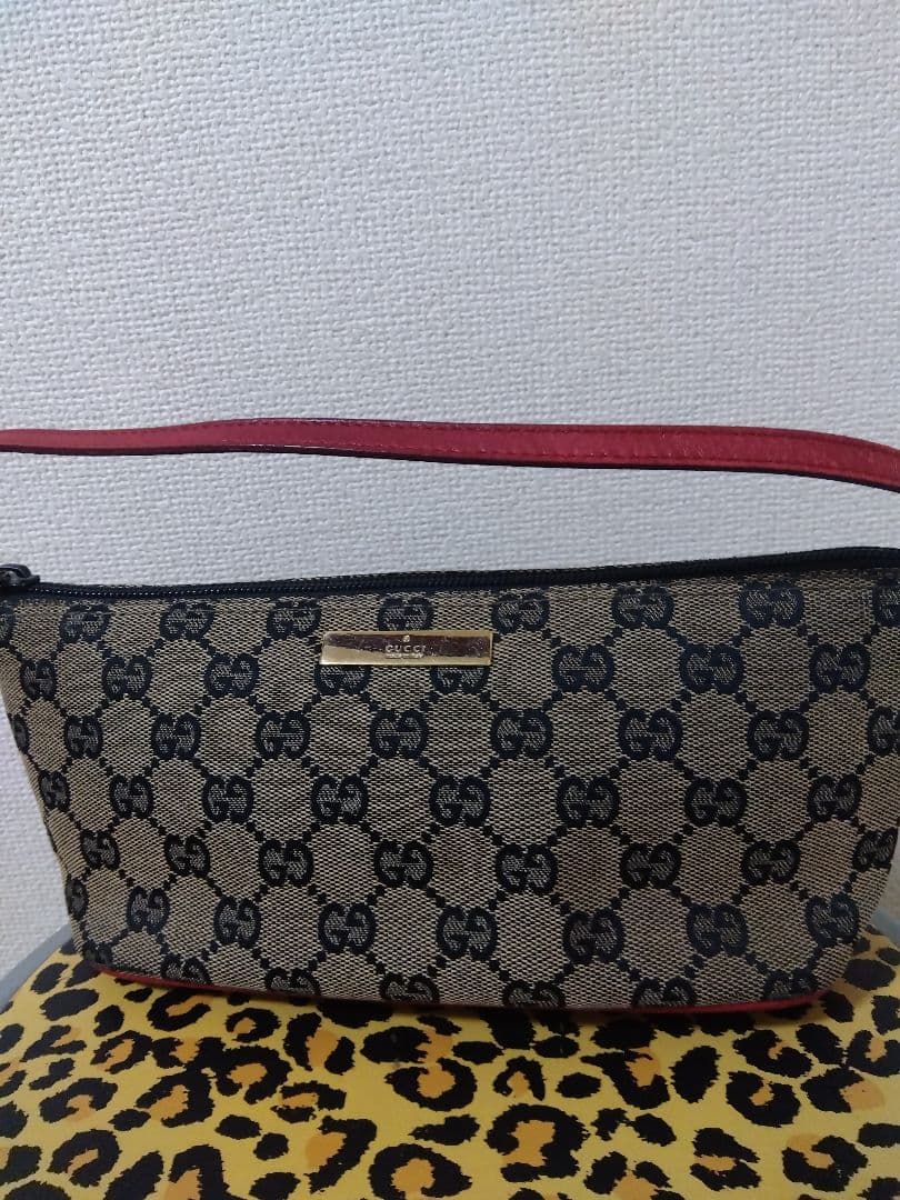 GUCCI グッチGG柄アクセサリーポーチ