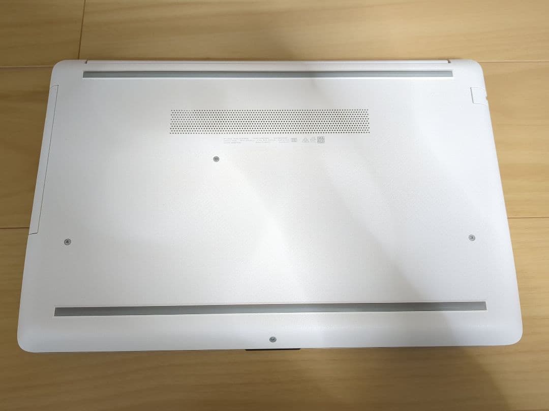 ④HP Laptop 15-db Ryzen 5 メモリ8GB SSD256GB