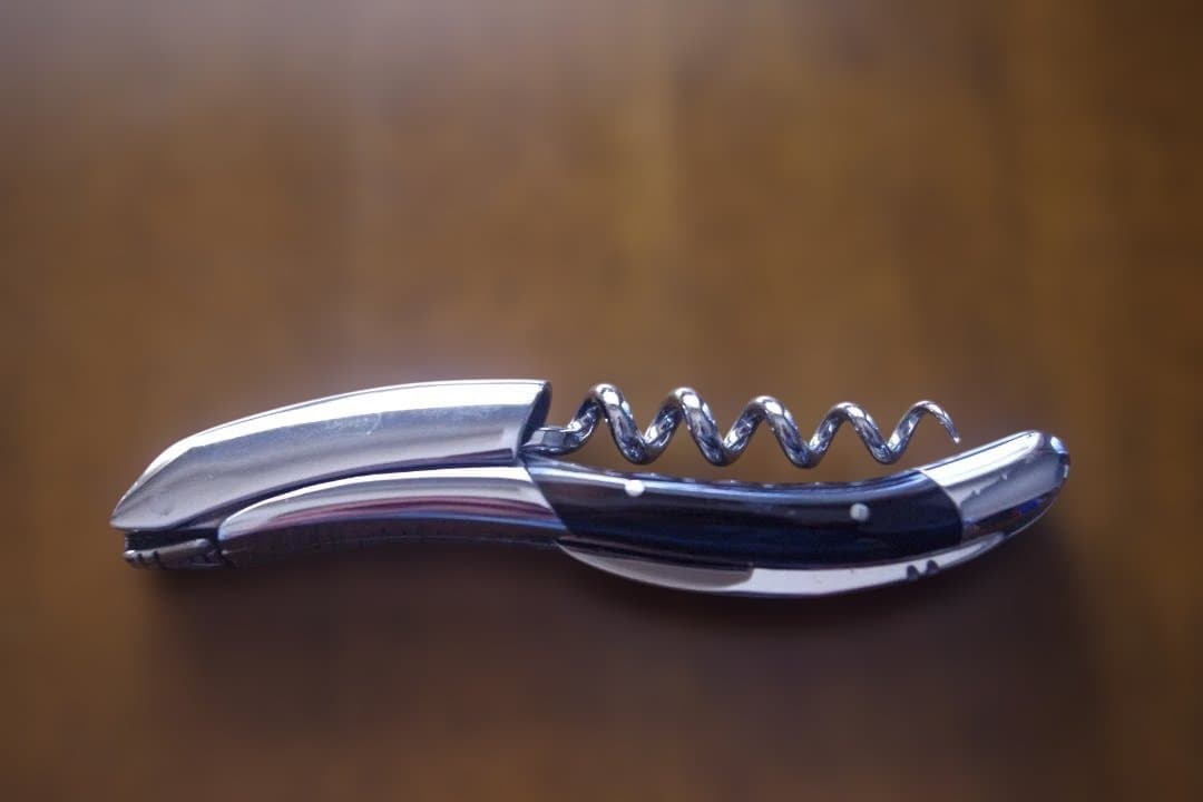 ラギオール・アン・オブラック（LAGUIOLE en Aubrac）ワインオープ