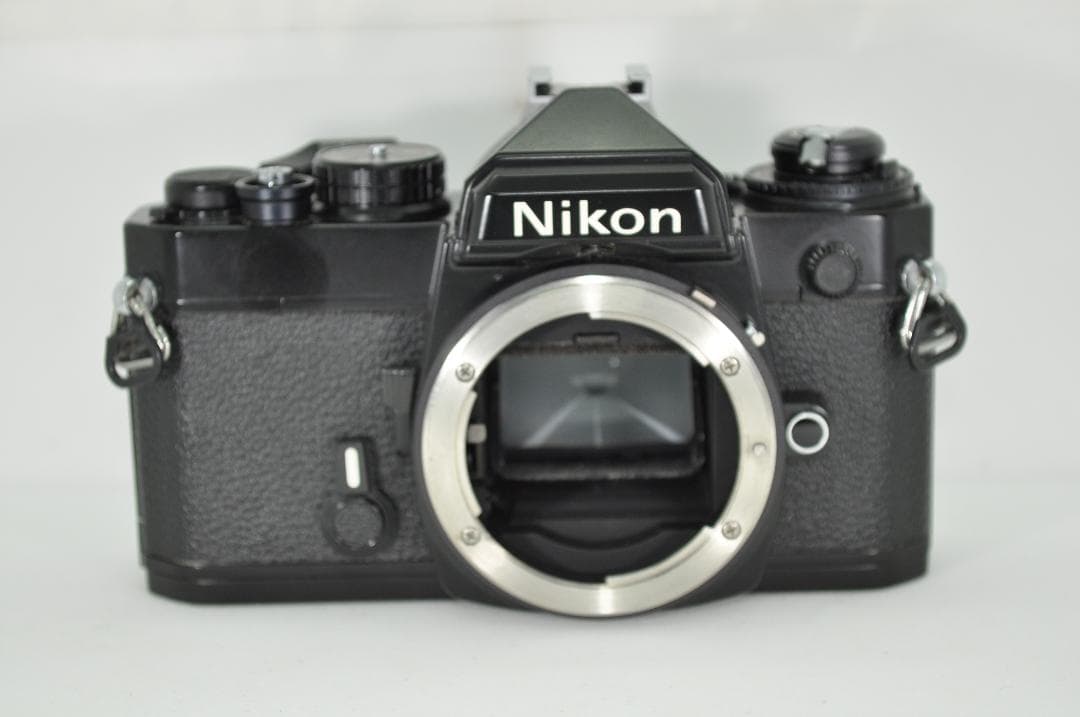超美品！ モルト交換 清掃済 簡易整備済 人気の Nikon ニコン FE ♪