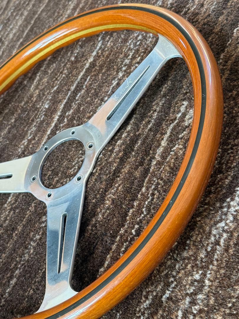 ナルディ　当時物　36パイ　32400 ウッド3スポークステアリング