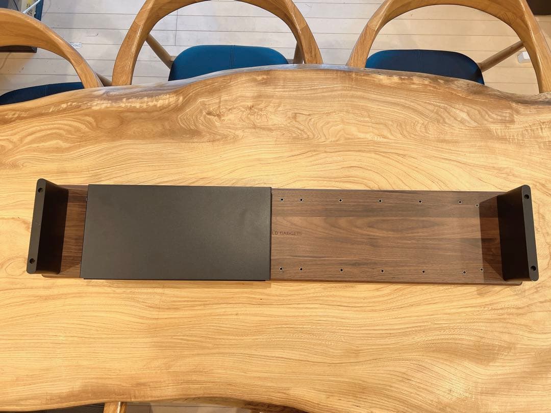 【新品】WORLD GADGETS アメリカンウォールナットデスクシェルフ