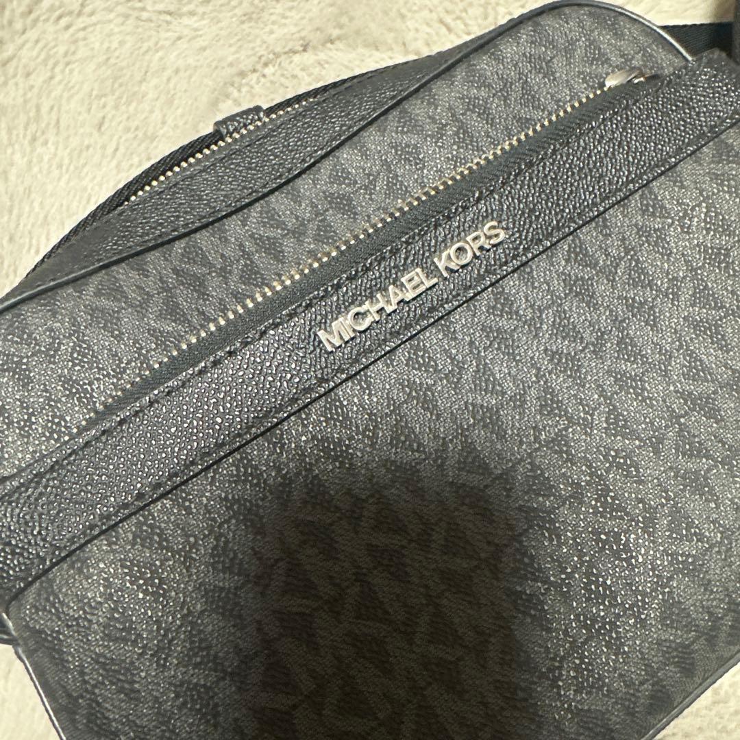 [うい]MICHAEL KORS ショルダーバッグ ブラック