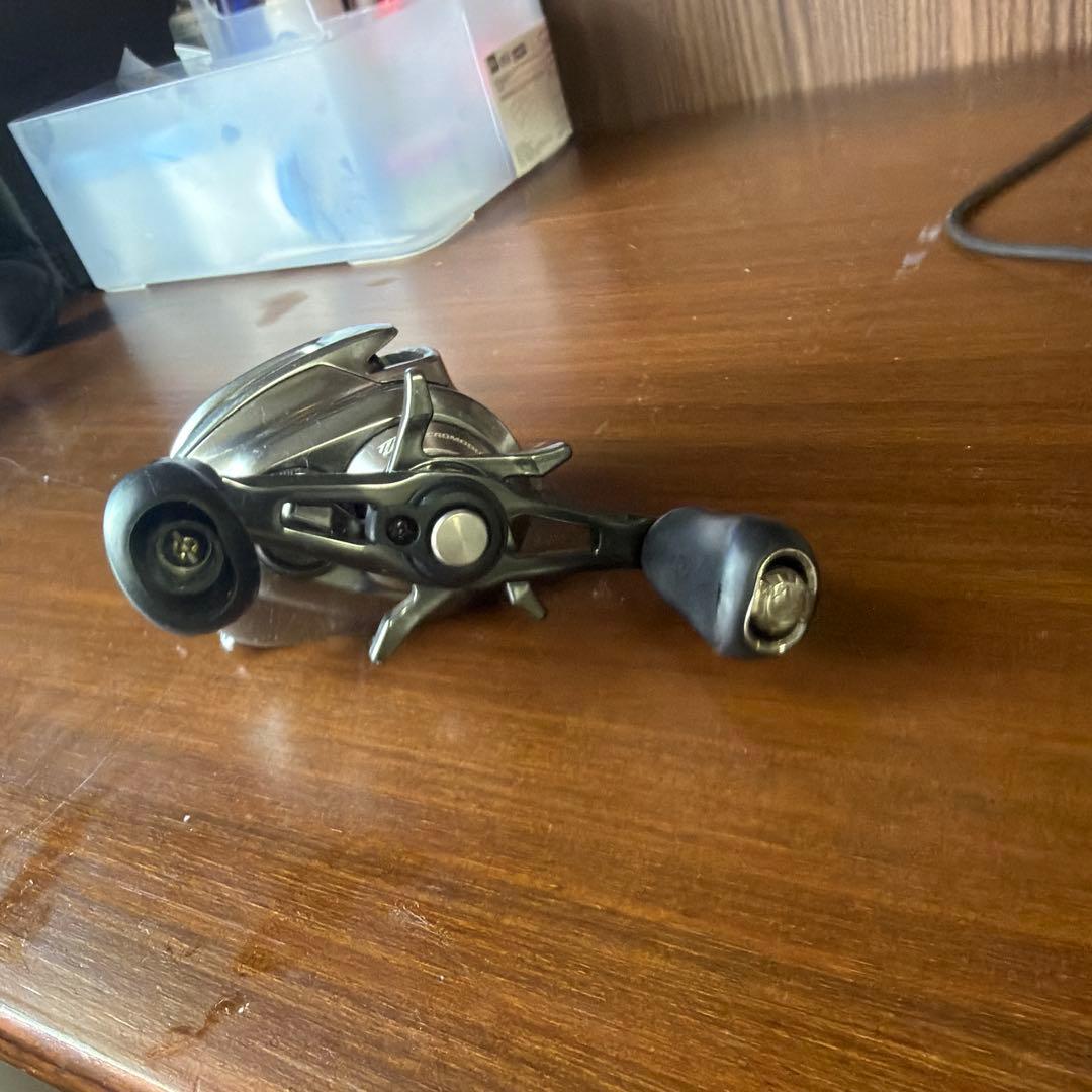 シマノ　18バンタムMGL HG　ベイトリール