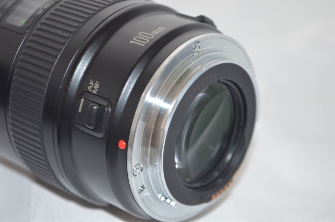 美品　Canon キヤノン EF 100mm F2.8 マクロレンズ