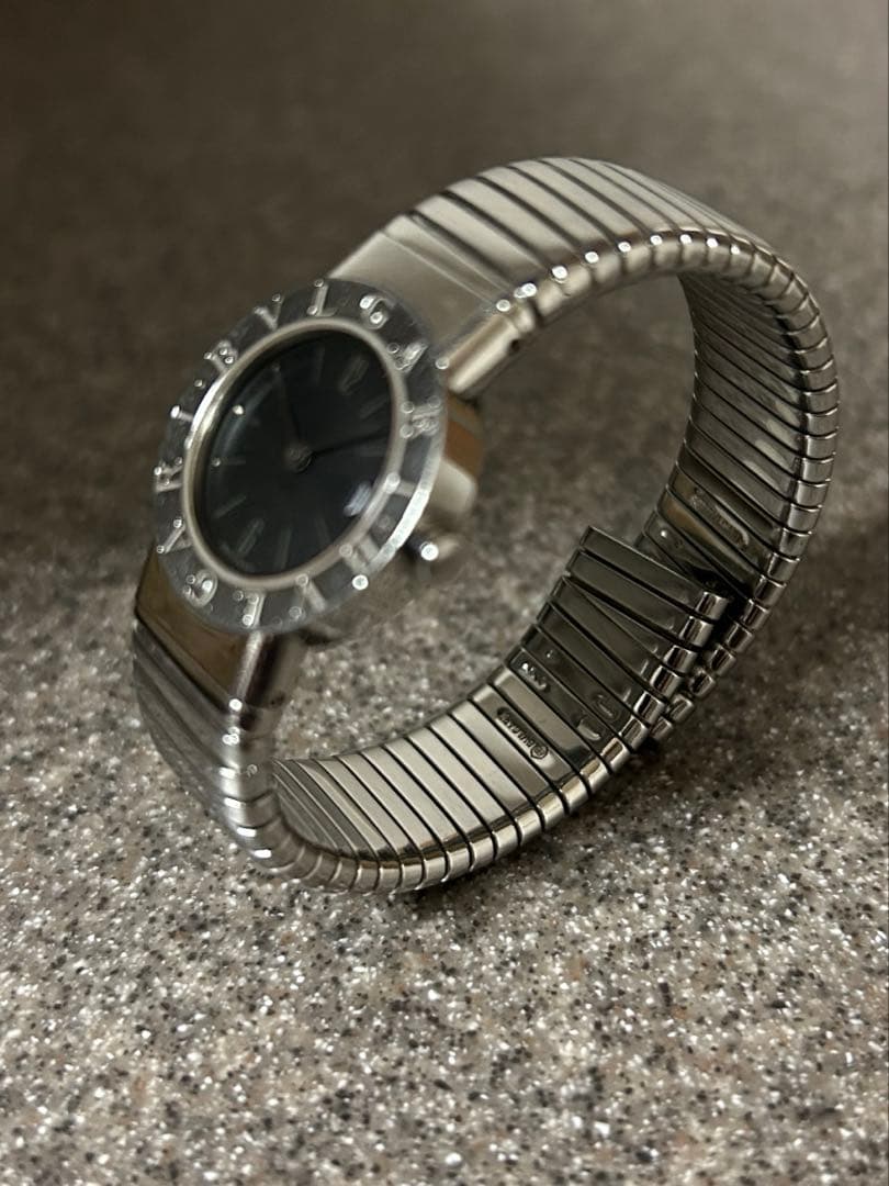 BVLGARI ブルガリ　トゥボガス　バングルウォッチブルガリブルガリ　クォーツ