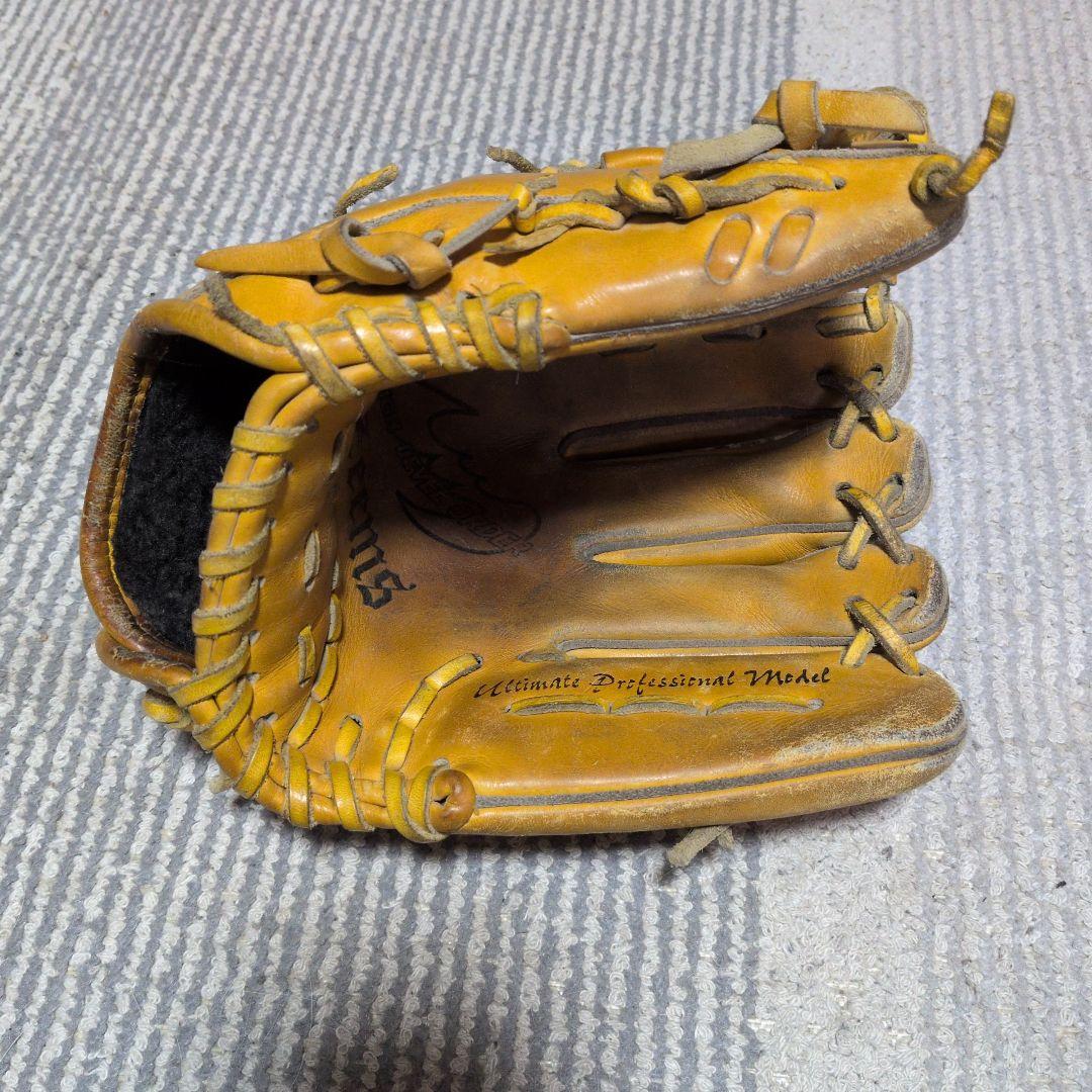 Zeeems 硬式内野用グローブ