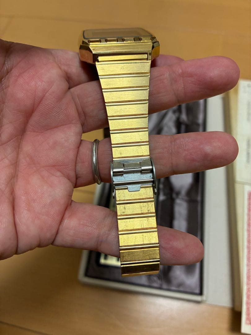 SEIKO UW02-0010 メモダイアリー ゴールド デジタル クオーツ