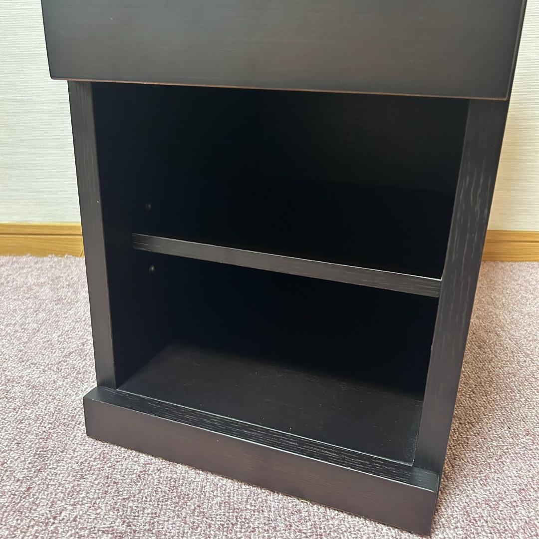 IDC　大塚家具　ナイトテーブル　棚付き　2個口　コンセント付　オーク材