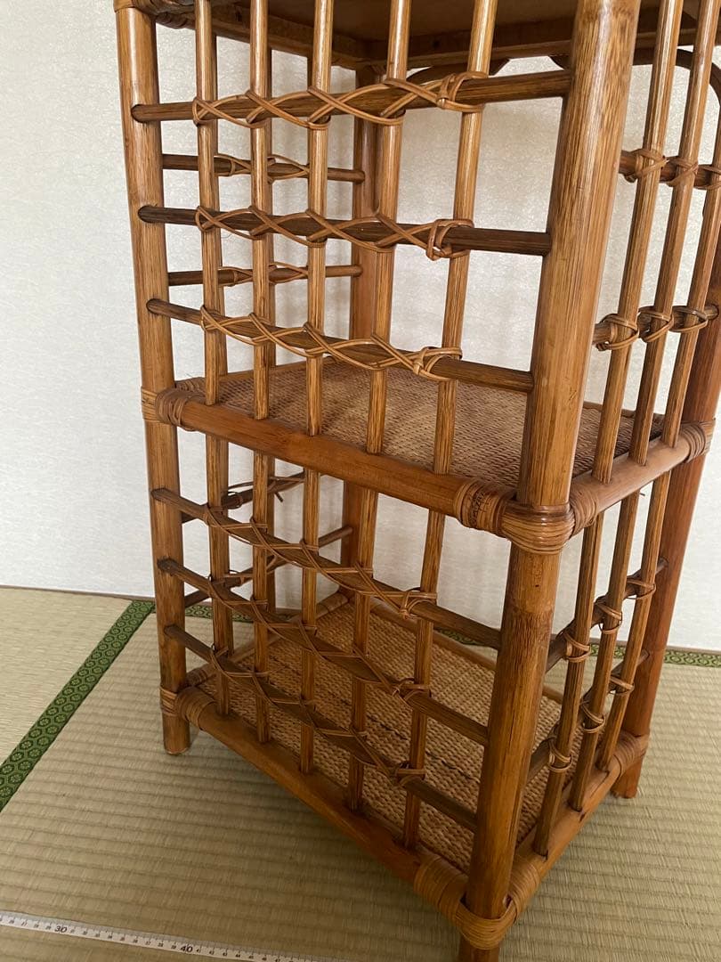 美品　ラタン製アーチ型3段ウッドラック　本棚　飾り棚　3段　ディスプレイラック