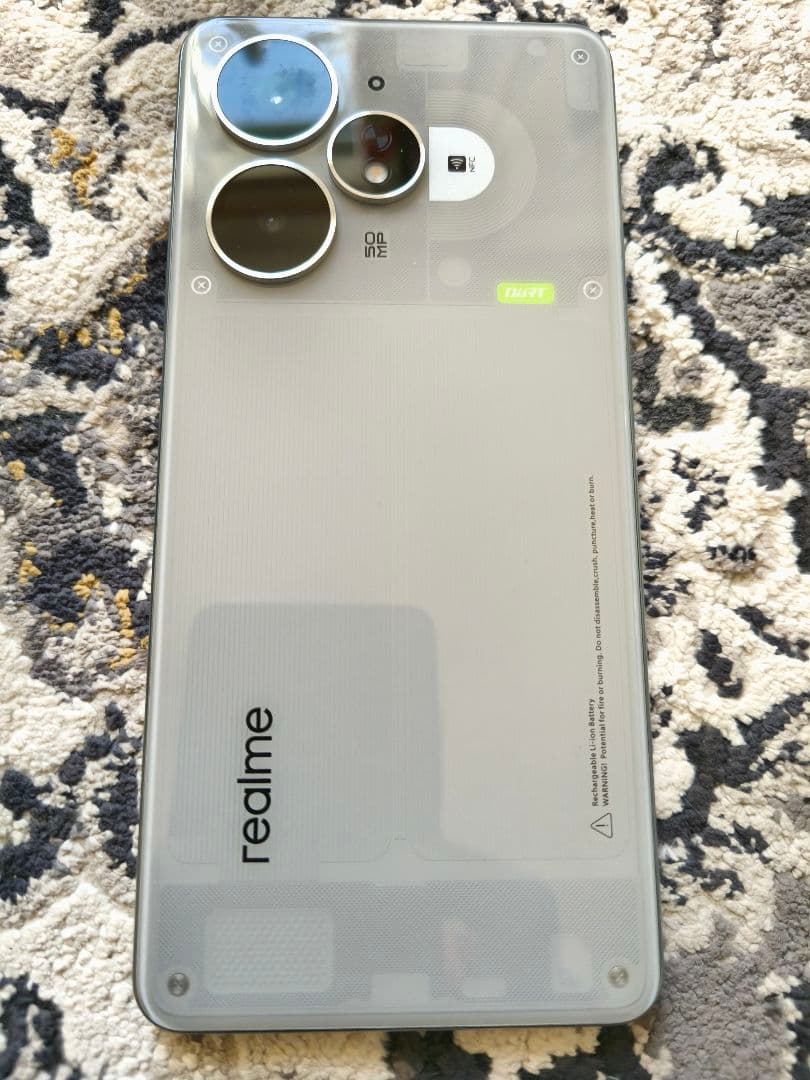 ほぼ新品 スケルトン realme Neo7 Turbo 256GB/12GB