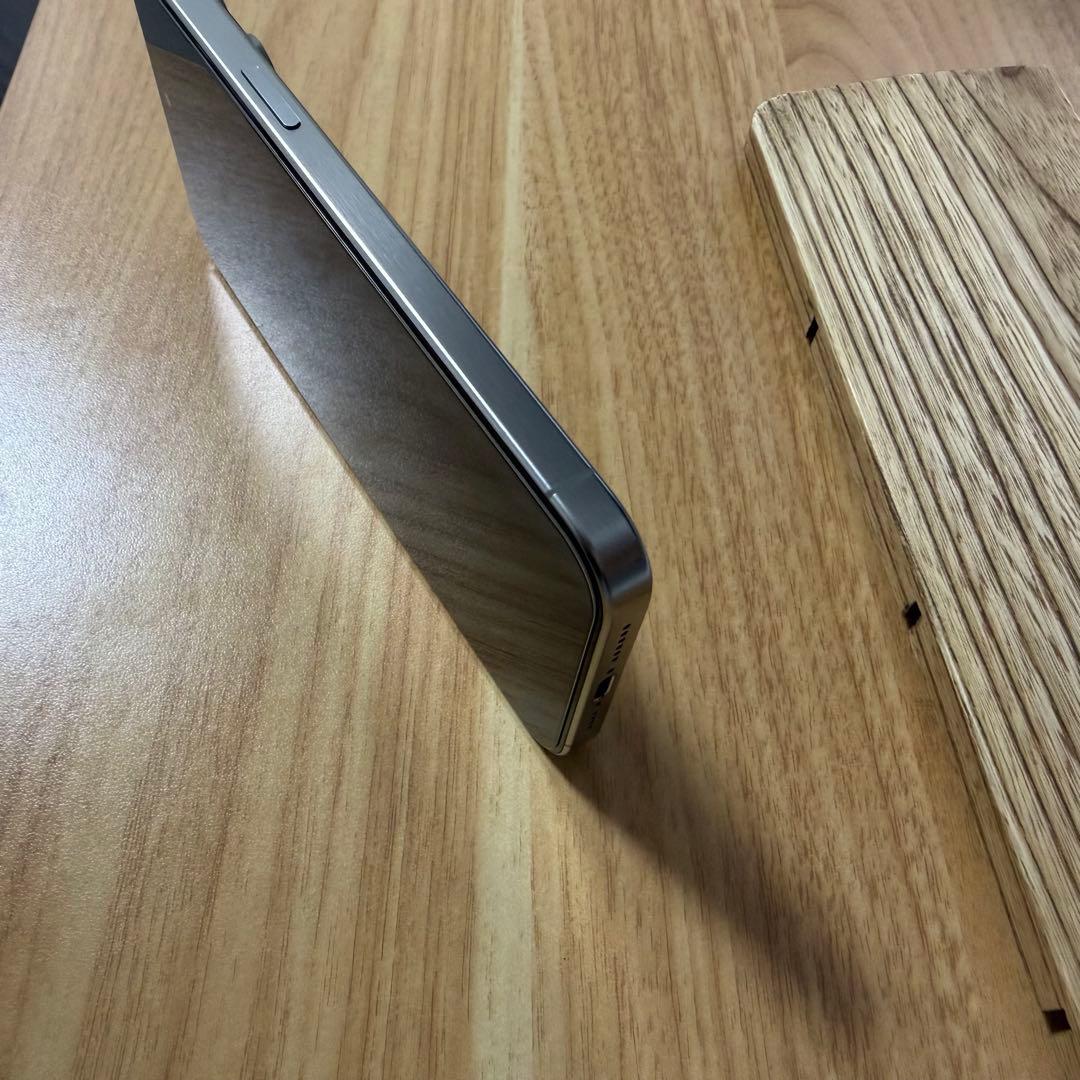 iPhone15 Pro Max 256GB ナチュラルチタニウム SIMフリー