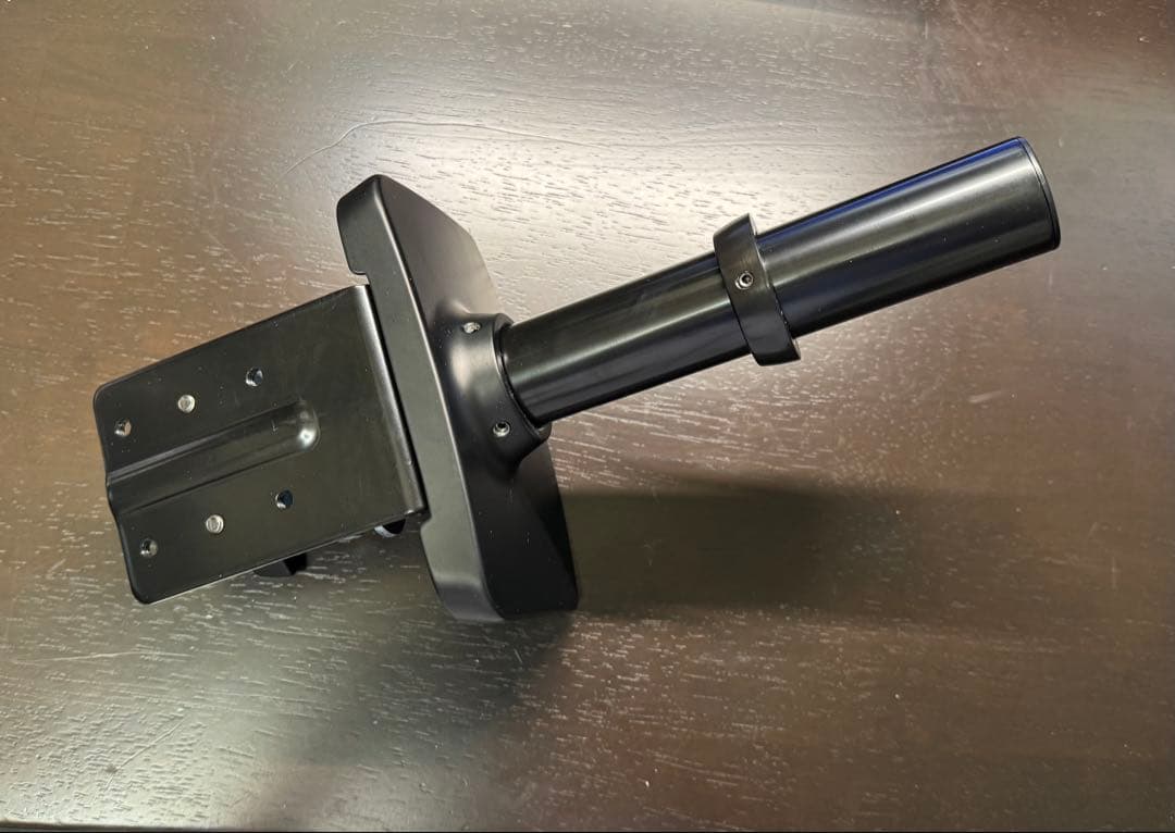 Amazonベーシックモニターアームシングル