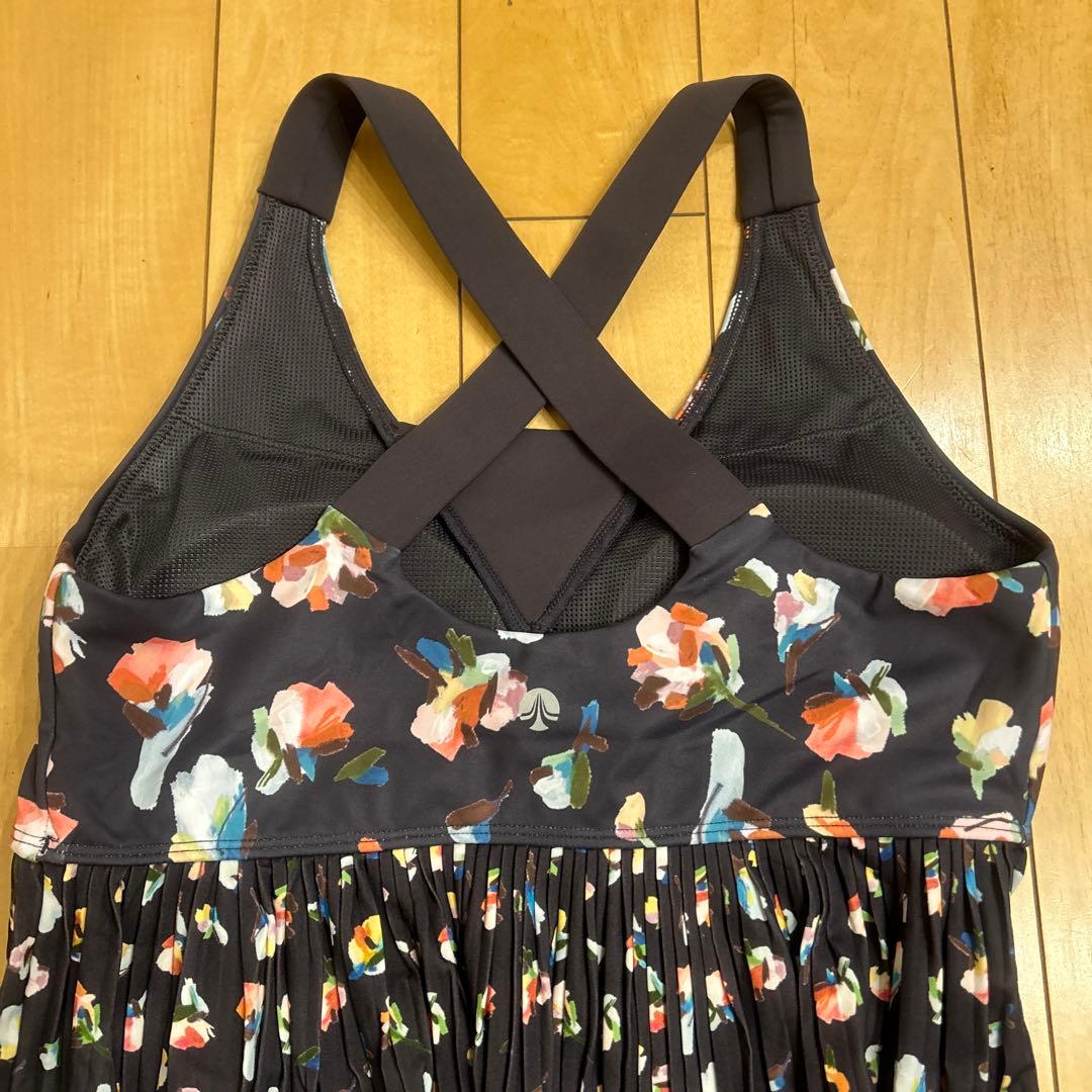 LAVA スカーラ 新品未使用 Mサイズ ホットヨガLAVA