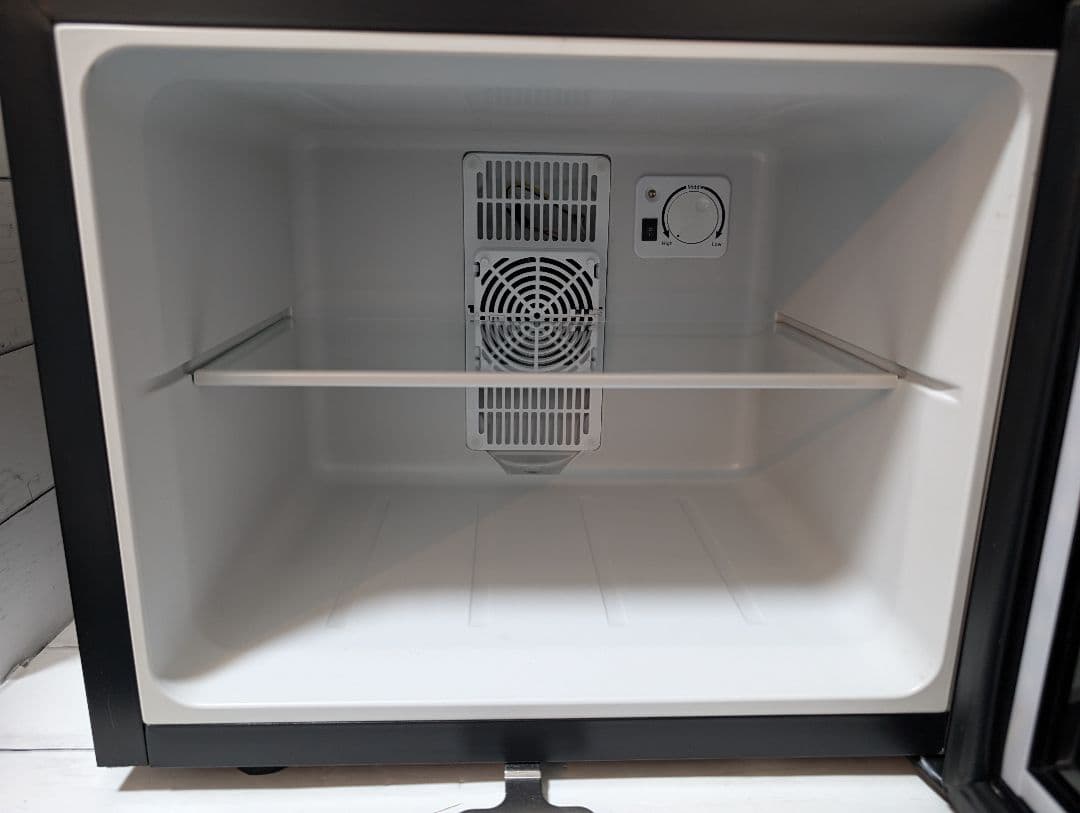 アローン(Allone) LED内蔵ミニゲーミング冷蔵庫