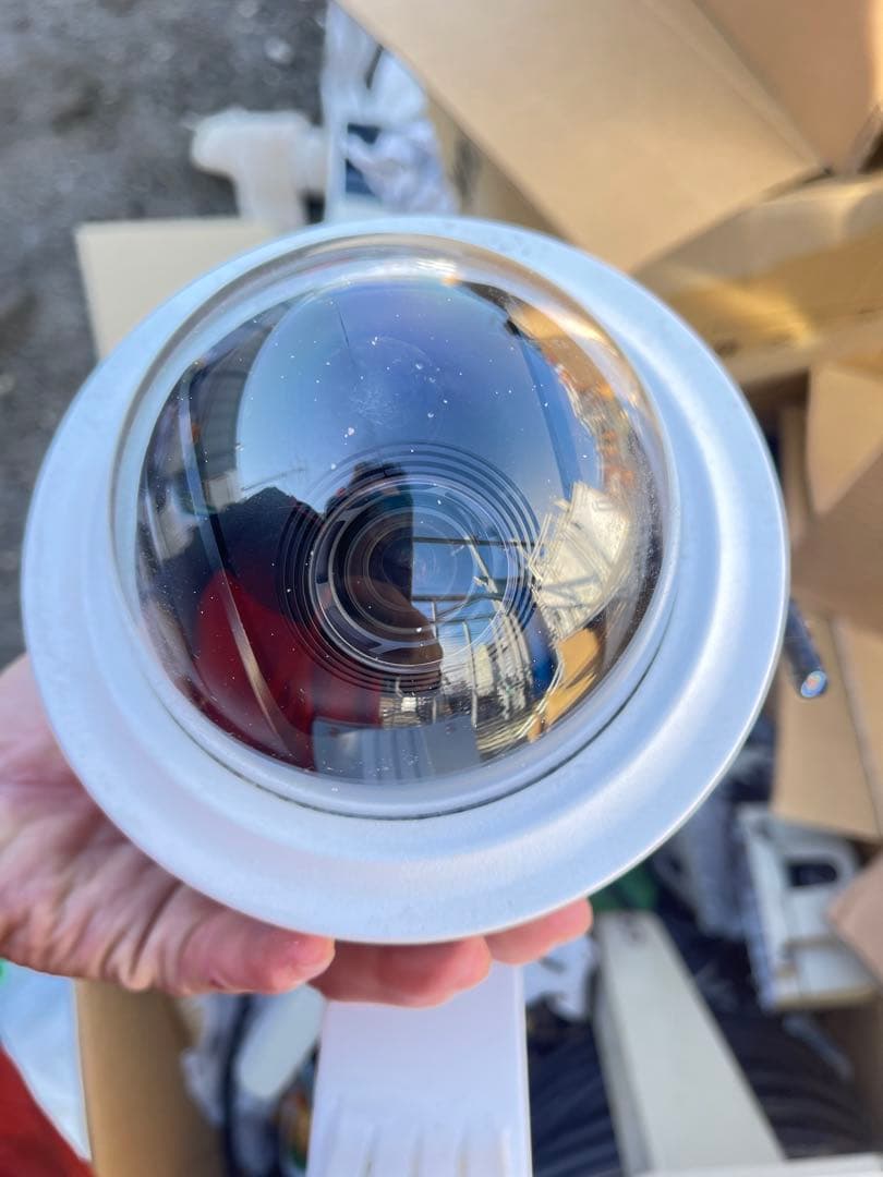 • Camera: Mitsubishi Electric