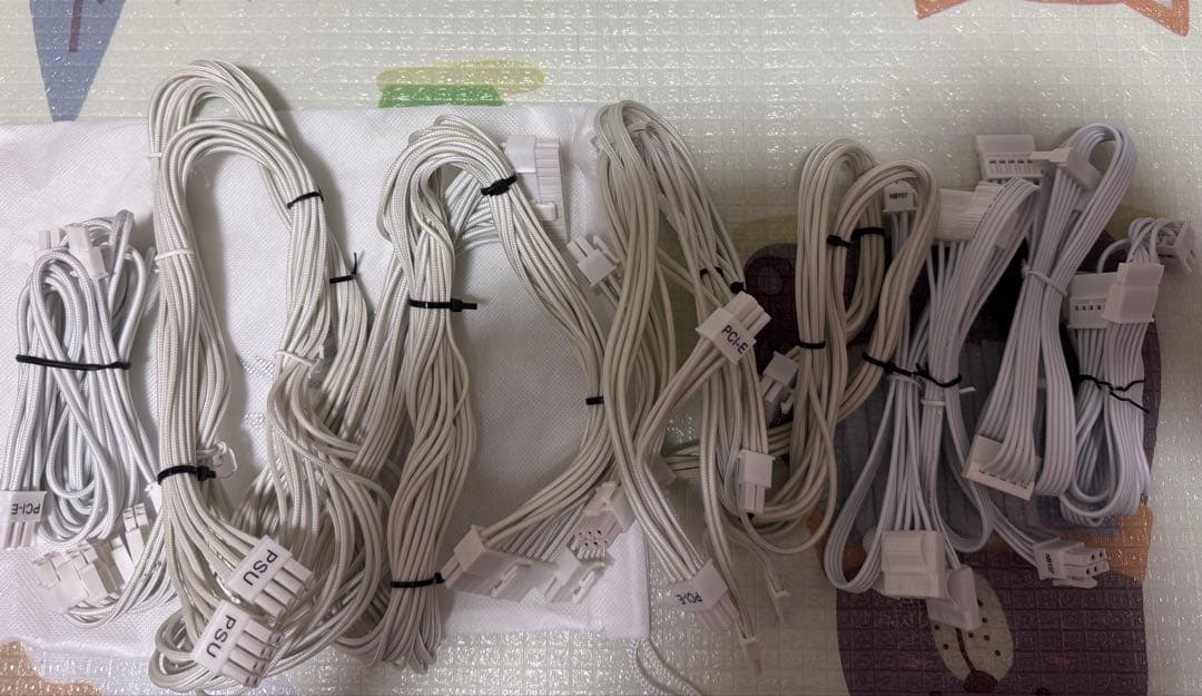 ASUS ROG STRIX 850W White Edition 電源ユニット