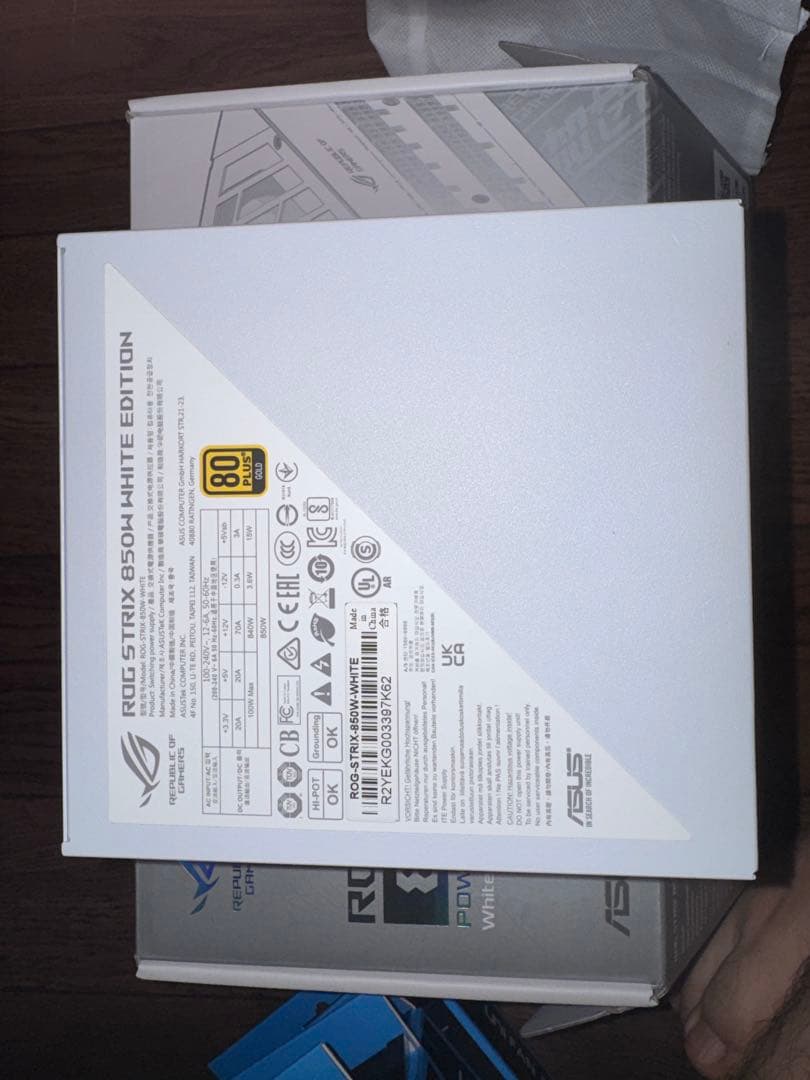 ASUS ROG STRIX 850W White Edition 電源ユニット