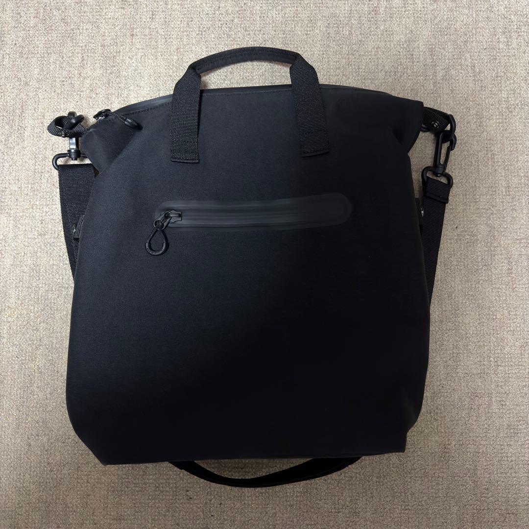 and wander ショルダーバッグ