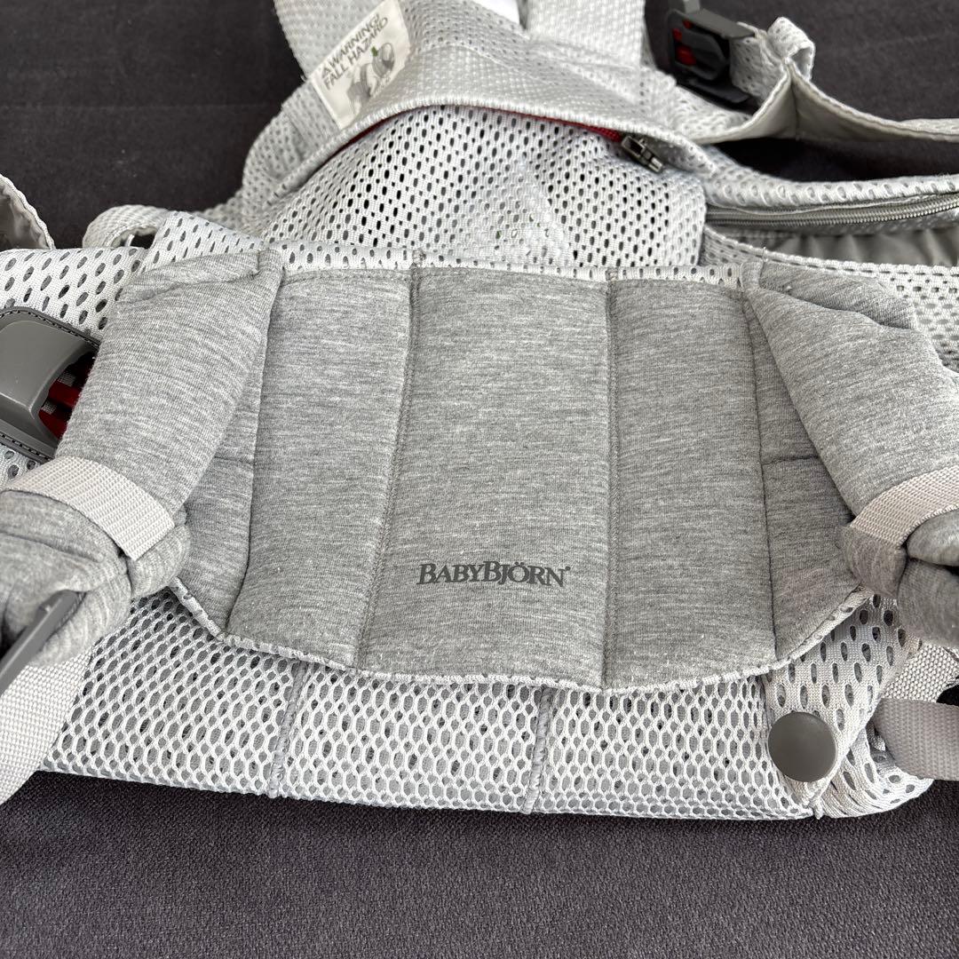 【美品】ベビービョルン　抱っこ紐ハーモニー