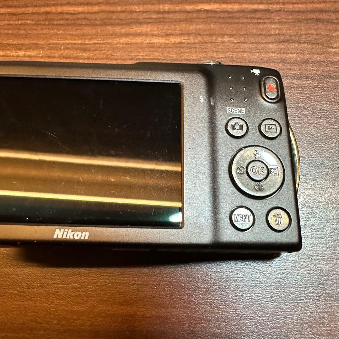Nikon COOLPIX S3300 デジカメ ほぼ新品 4665