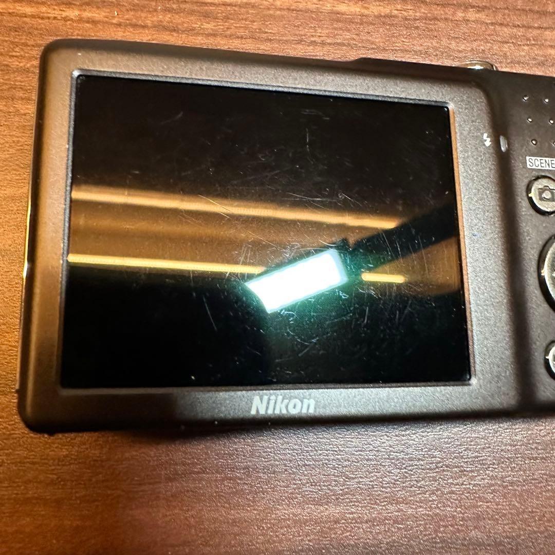 Nikon COOLPIX S3300 デジカメ ほぼ新品 4665
