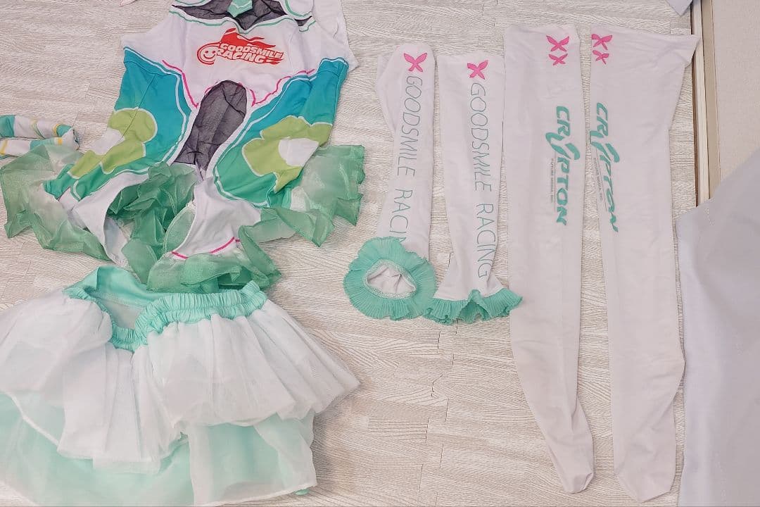 レーシングミク2017 コスプレ衣装 L
