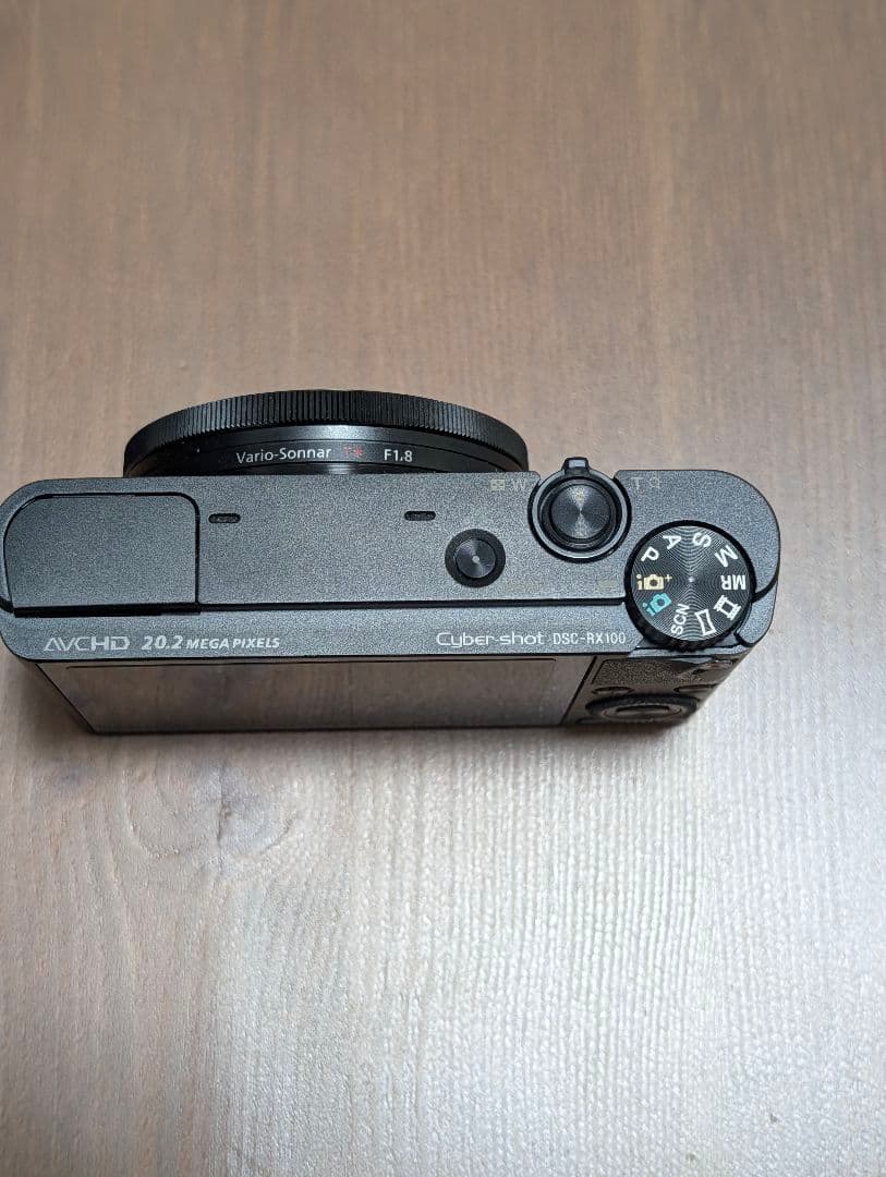 SONY Cyber-shot DSC-RX100（初代）