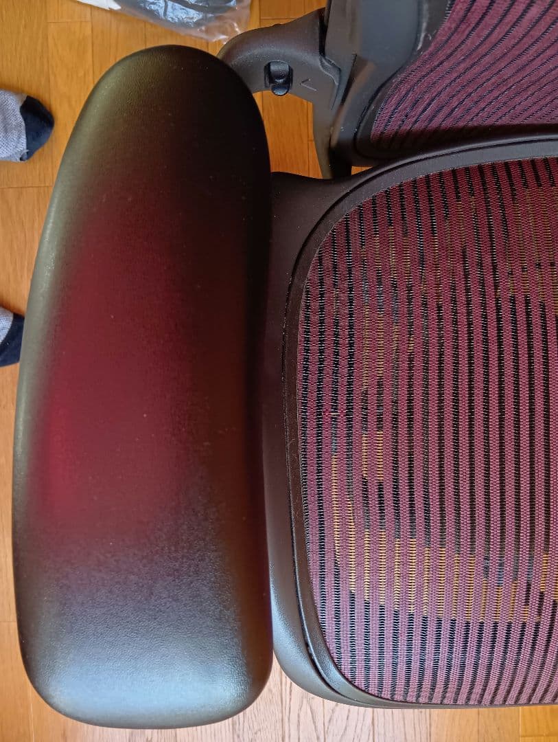 ア*ル様 【難あり】ハーマンミラー アーロンチェア