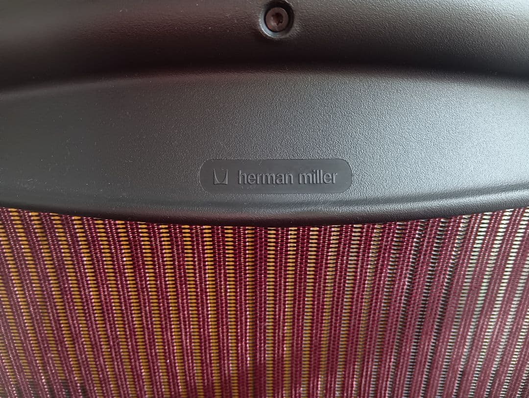 ア*ル様 【難あり】ハーマンミラー アーロンチェア