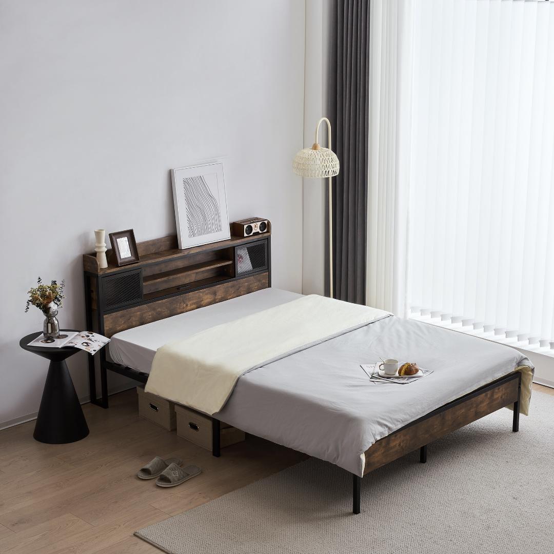 人気再入荷！D・ダブル　高級ベッドフレーム・コンセント付き